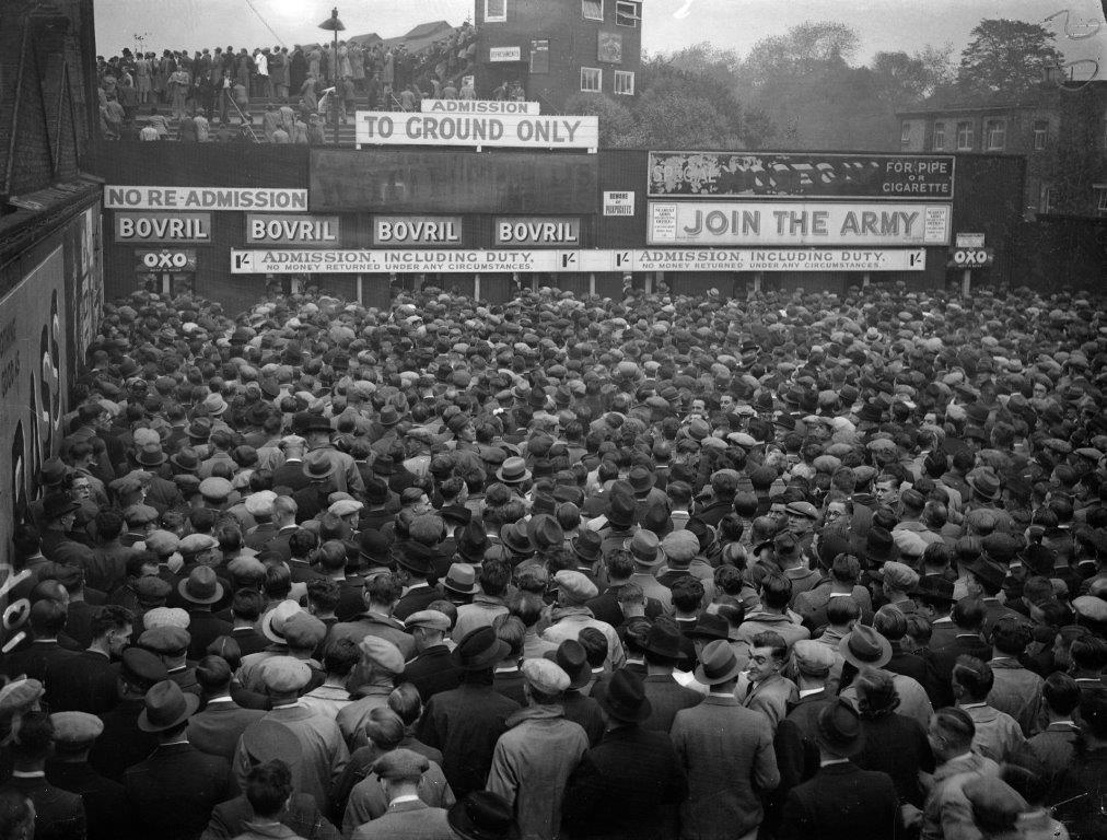 A large crowd packed Stamford Bridge ground for the London Derby between Chelsea and Arsenal in October 1937