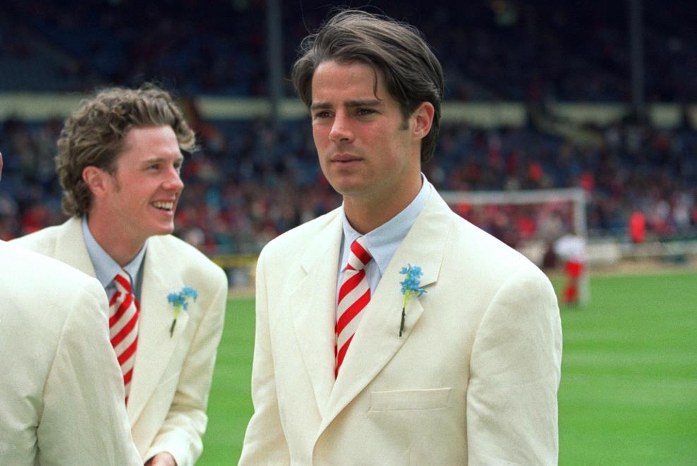 Spice up your life - Steve McManaman und Jamie Redknapp vor dem FA Cup Finale 1996 in den berühmt berüchtigten weißen Anzügen. Foto: PA Images / Alamy Stock Foto